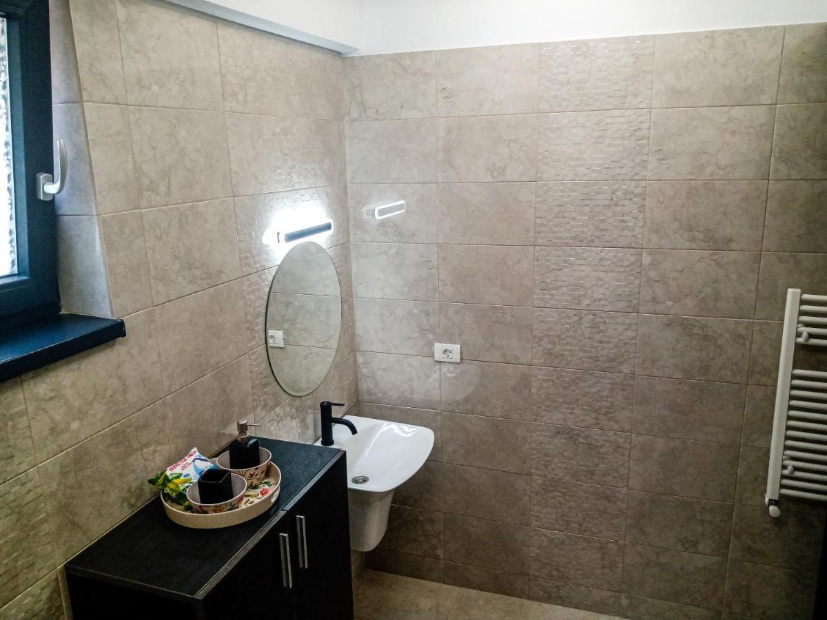 Ric Apartament Navodari Bagian luar foto