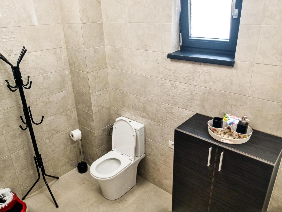 Ric Apartament Navodari Bagian luar foto