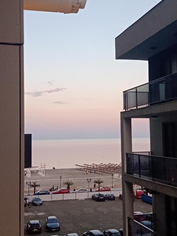 Ric Apartament Navodari Bagian luar foto